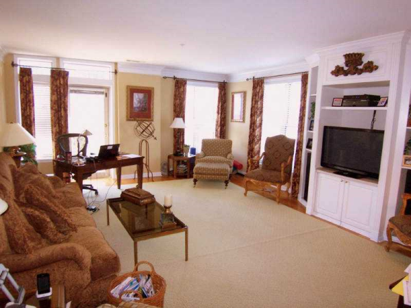 Unit 203 - 3334 Peachtree Road, Atlanta, GA 30326 