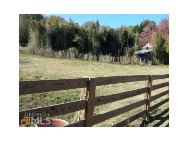 70 Giles Road, Winder, GA 30680 