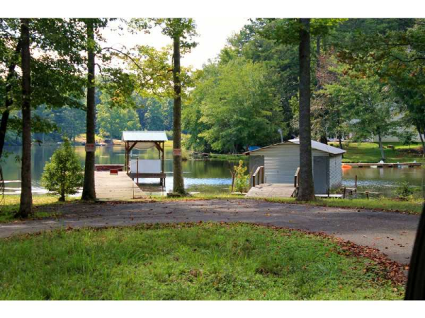 189 Rainbow Lake Drive, Dawsonville, GA 30534 