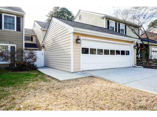 Unit Na - 4551 Village Oaks Way, Dunwoody, GA 30338 