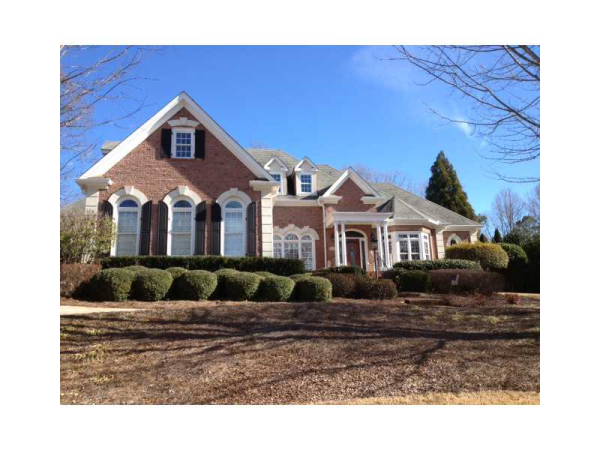 5560 Stoneleigh Drive, Suwanee, GA 30024 