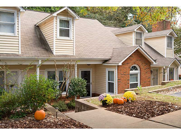 Unit 1040 - 1040 Sasha Lane, Roswell, GA 30075 
