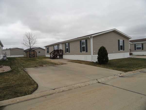 1745 Sundance, Marion, IA 52302 