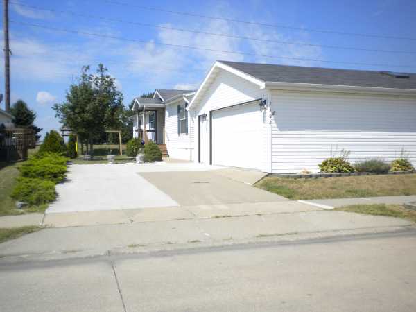 2602 SE Covenant Dr., Grimes, IA 50111 