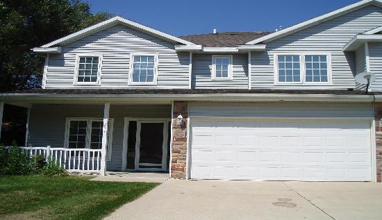 500 North Valley Drive Unit 204, Des Moines, IA 50312 