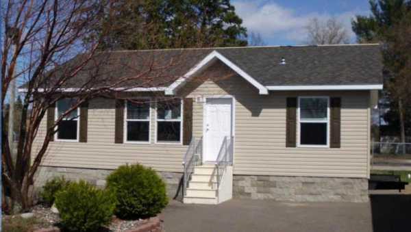 2900 North U.S. Highway 75, Sioux City, IA 51105 