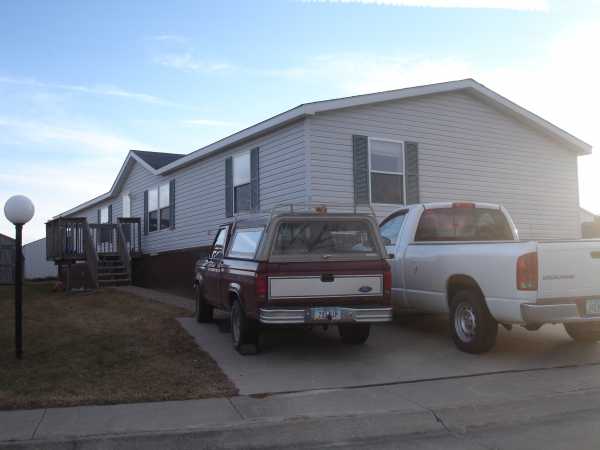 331 Mosswood Lane, Iowa City, IA 52246 