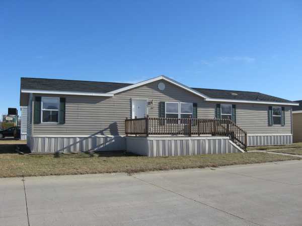 10 Maple #323, Nevada, IA 50201 