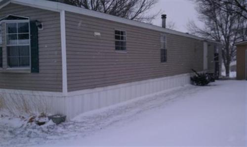 3414 ELLINGTON ST, Waterloo, IA 50701 