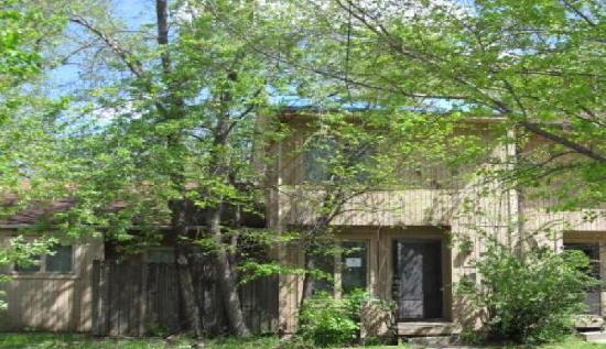 1329 E 17th St, Des Moines, IA 50316 