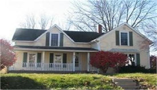 414 E Avenue, Nevada, IA 50201 