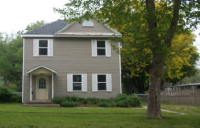 2216 W 4th St, Davenport, IA 52802 