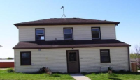 816 5th Ave S E, Cascade, IA 52033 
