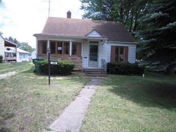 319 South Adams St, Osceola, IA 50213 