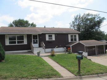 5212 Laurel Ave, Sioux City, IA 51106 