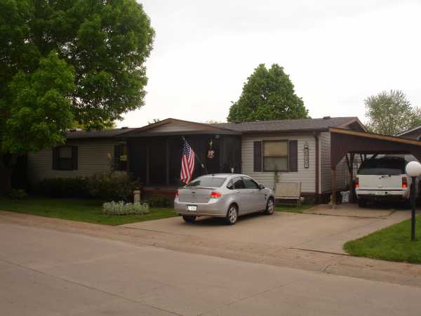 2 Arbandy Drive, Iowa City, IA 52240 