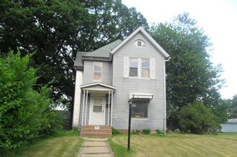 312 S Garfield Ave, Burlington, IA 52601 
