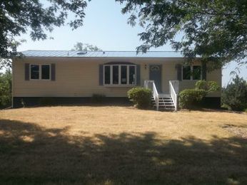 208 Eagle Drive, Mc Gregor, IA 52157 