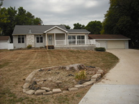 5221 Old Ely Road S, Cedar Rapids, IA 52404 