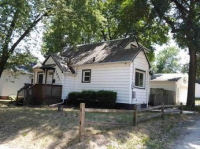 1041 Riehl Street, Waterloo, IA 50703 