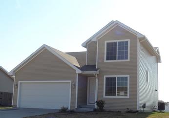 606 Sycamore Dr NW, Bondurant, IA 50035 