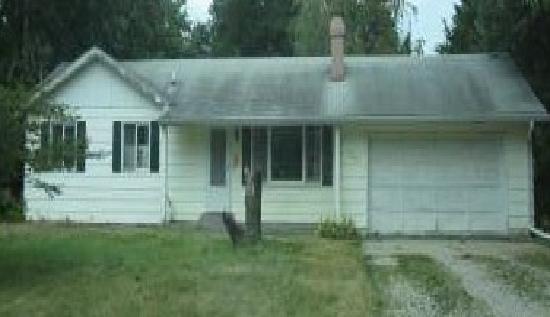 5570 Clemons Road, Bettendorf, IA 52722 