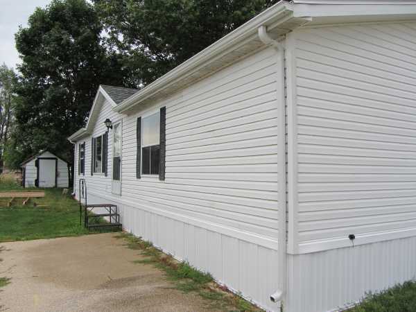 3202 S. 12th St. #97, Marshalltown, IA 50158 