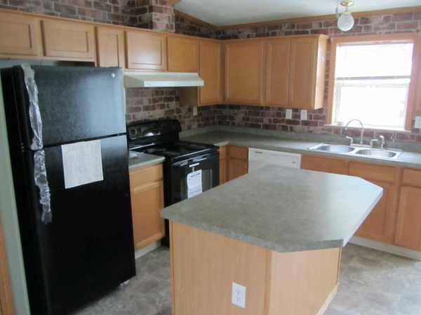 3202 S. 12th St. #169, Marshalltown, IA 50158 