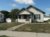 1518 5th Ave, Belle Plaine, IA 52208 