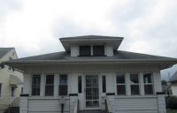 3317 Rockingham Roa, Davenport, IA 52802 