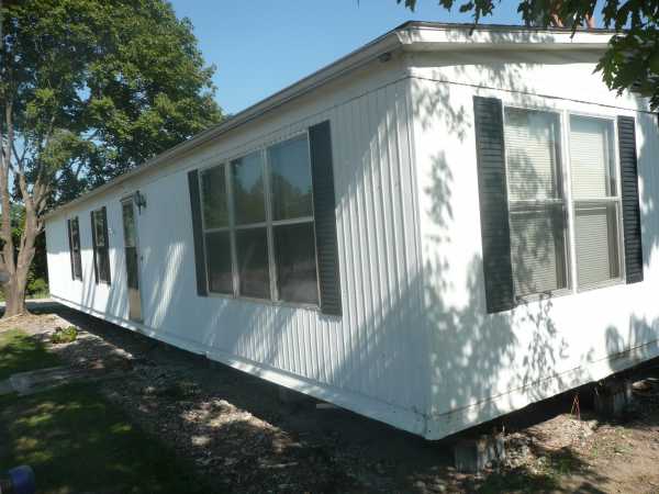 1650 235th St, Mount Pleasant, IA 52641 