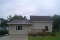 414 4th St, Story City, IA 50248 