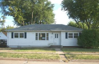1541 W 35th St, Davenport, IA 52806 