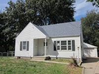 2819 Adams Ave, Des Moines, IA 50310 