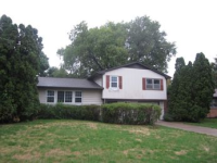 1036 5th Ave N, Clinton, IA 52732 