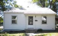 3131 Fairview St, Davenport, IA 52804 