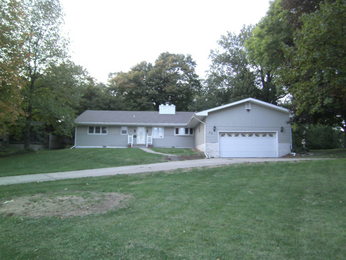 515 Maiden Lane, Muscatine, IA 52761 