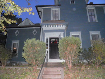 721 W 7th St, Davenport, IA 52802 