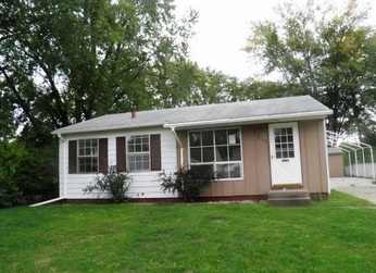 2115 W 54th St, Davenport, IA 52806 