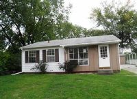 2115 W 54th St, Davenport, IA 52806 