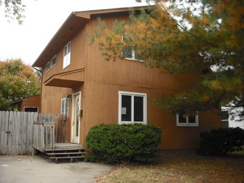 1609 Broadway St, Iowa City, IA 52240 