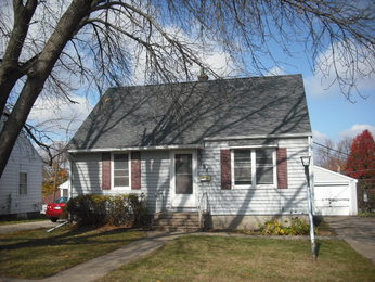 194 22nd Ave SW, Cedar Rapids, IA 52404 