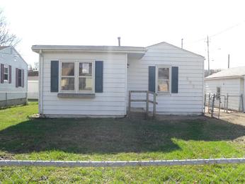 605 E Edison Ave, Des Moines, IA 50315 