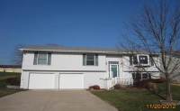 1126 26th Ave N, Clinton, IA 52732 