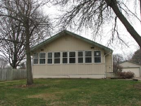 6103 SW 12th St, Des Moines, IA 50315 