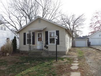 2728 Arnold Road, Des Moines, IA 50310 