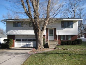 1413 Hobert St, Knoxville, IA 50138 