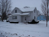 301 S Maple St, Stanwood, IA 52337 