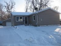 2615 E Washington Ave, Des Moines, IA 50317 