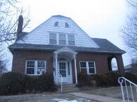 515 32nd St, Sioux City, IA 51104 